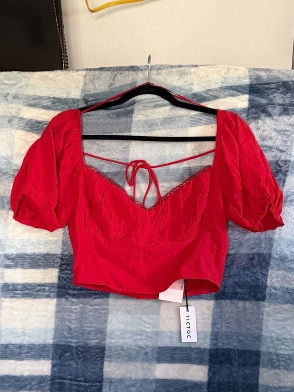 Tictoc Red Puff Sleeve Sweetheart Neckline Tie-Back Crop Top